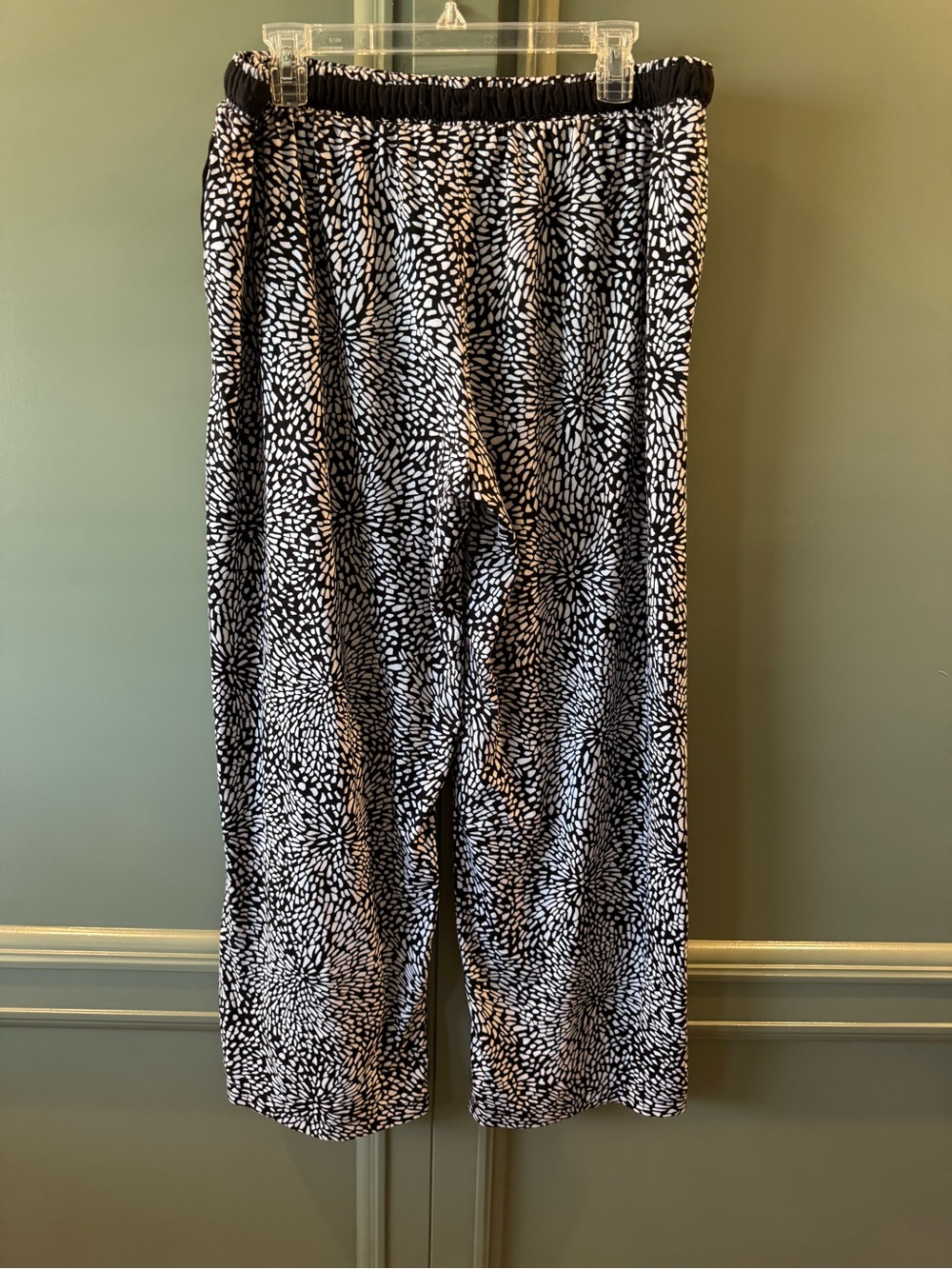 DKNY Black & White Wide-Leg Pull-On Pants
